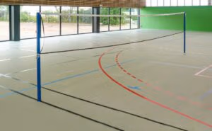 training-badminton-posts-to-be-socketed